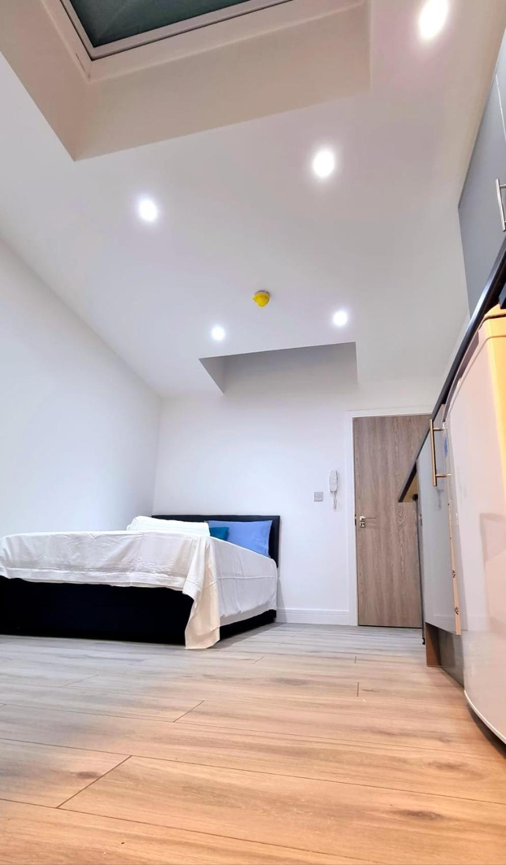 Brand New Collection Of Studios Close To Tube Station London Kültér fotó