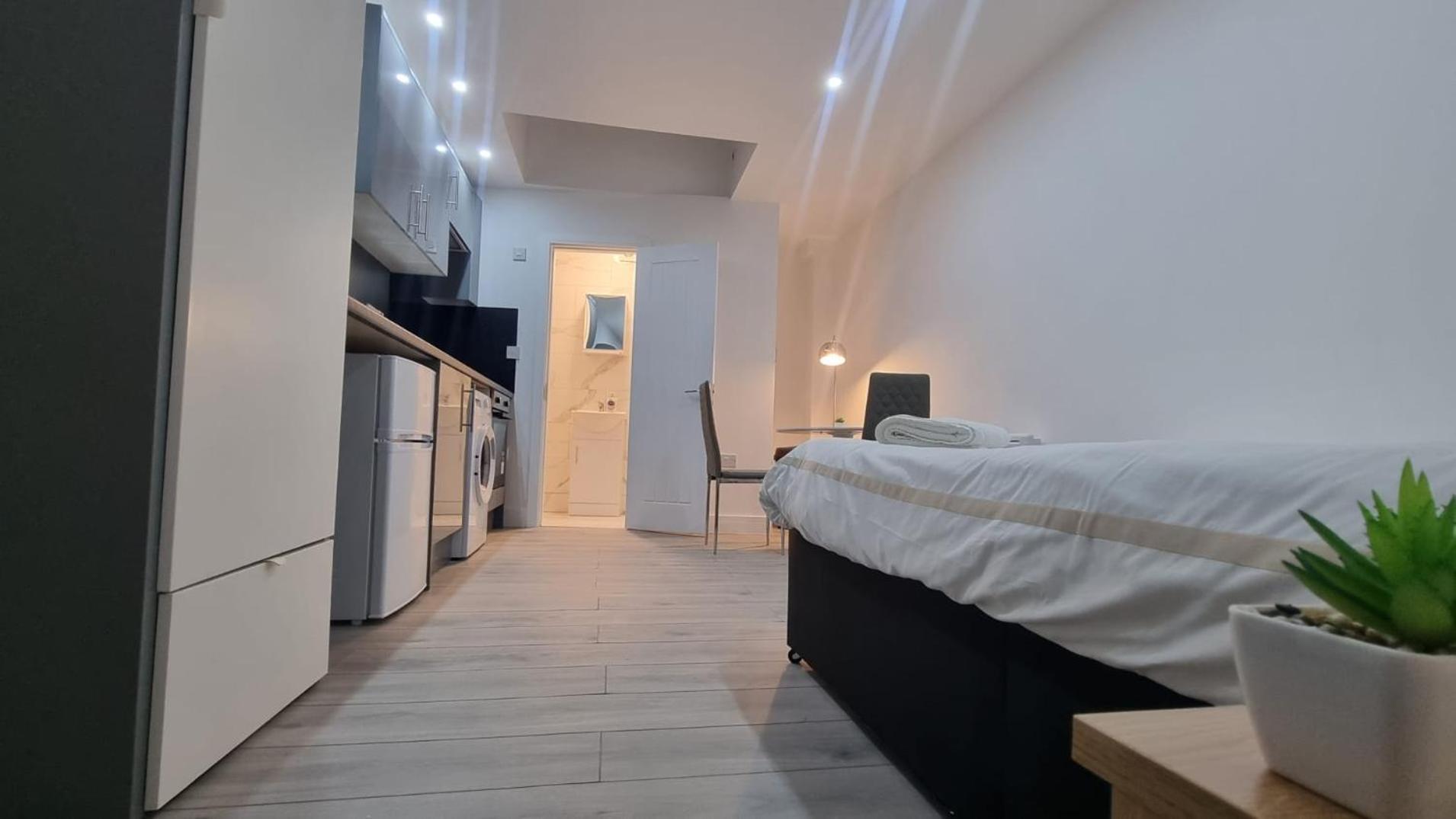 Brand New Collection Of Studios Close To Tube Station London Kültér fotó