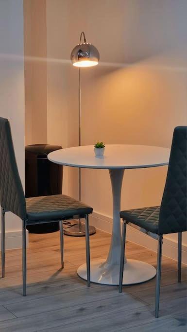 Brand New Collection Of Studios Close To Tube Station London Kültér fotó