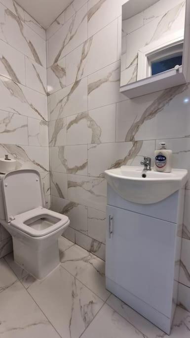 Brand New Collection Of Studios Close To Tube Station London Kültér fotó