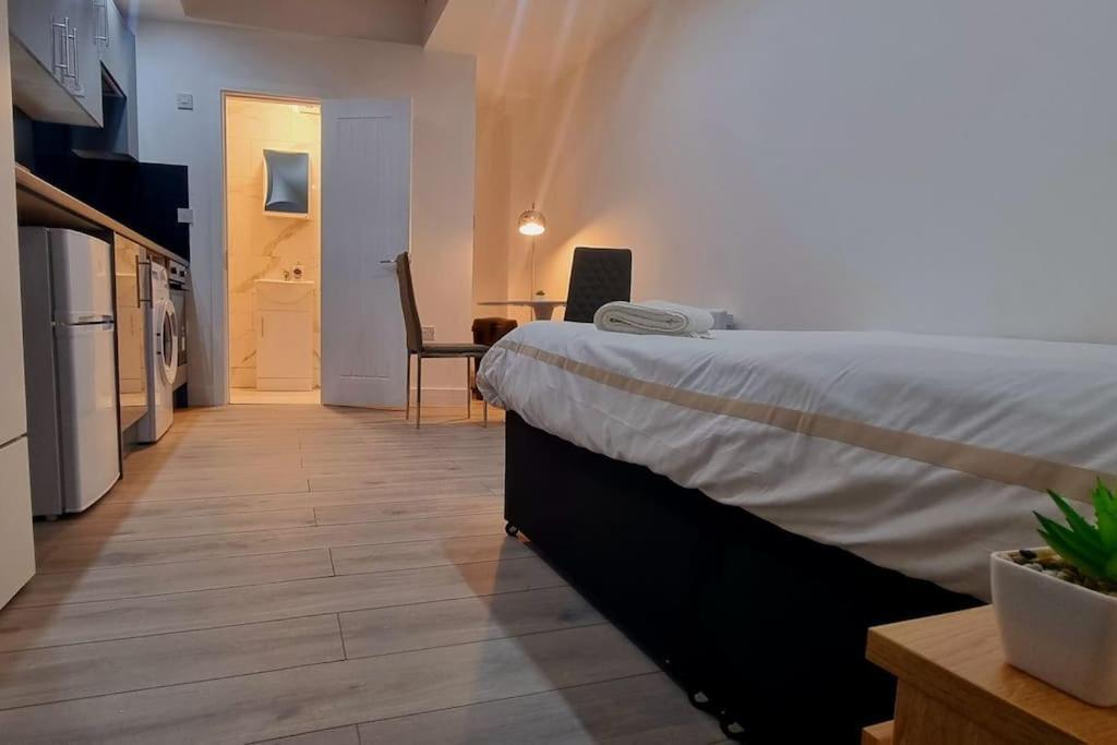 Brand New Collection Of Studios Close To Tube Station London Kültér fotó